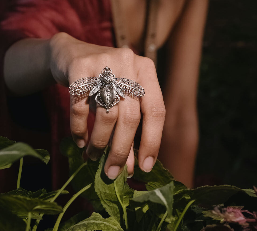 Top 5 Reasons to Start Buying Designer Silver Jewellery