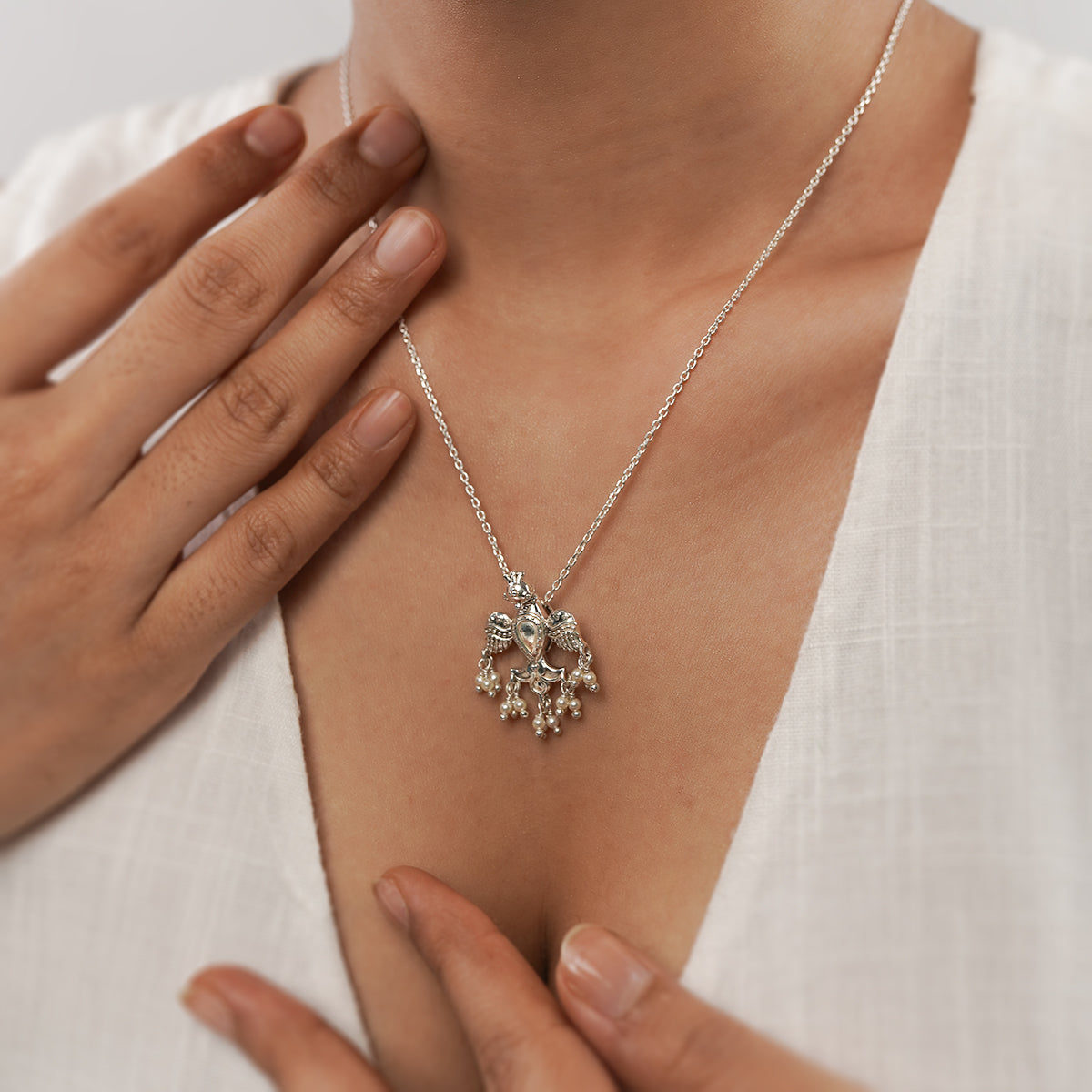 kalindi silver chain pendant by moha