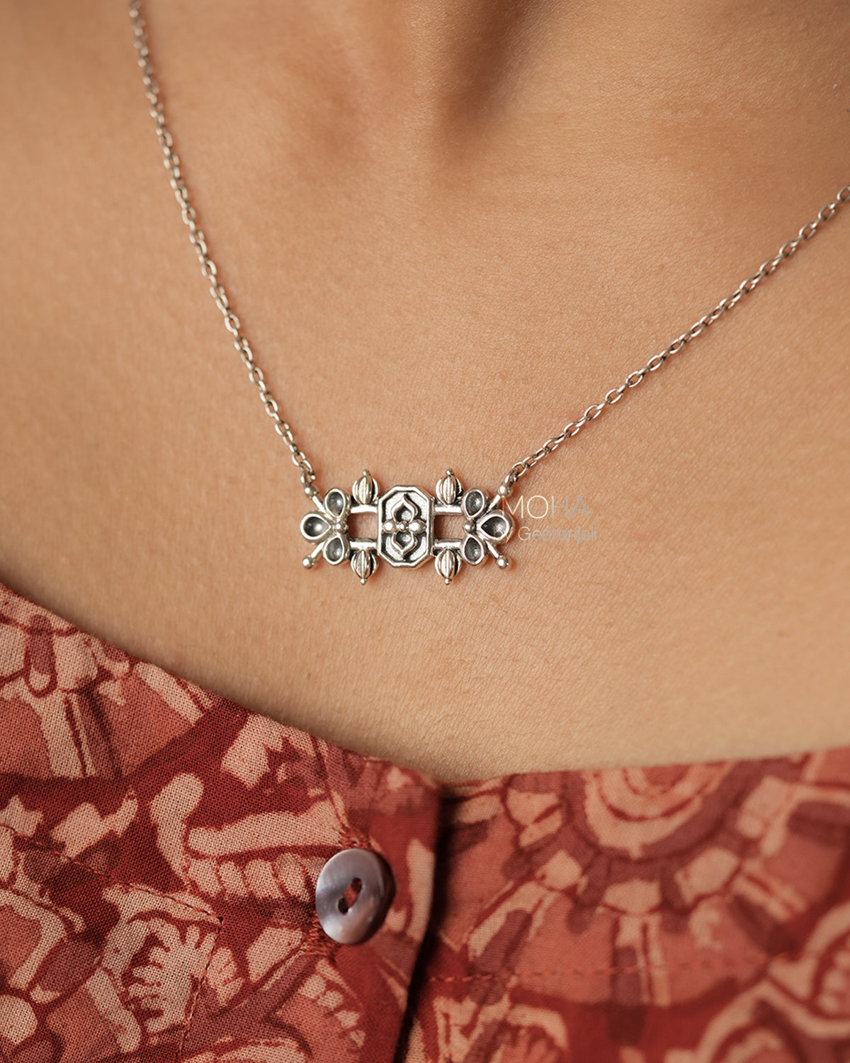 Alpana Silver Pendant with Chain by MOHA