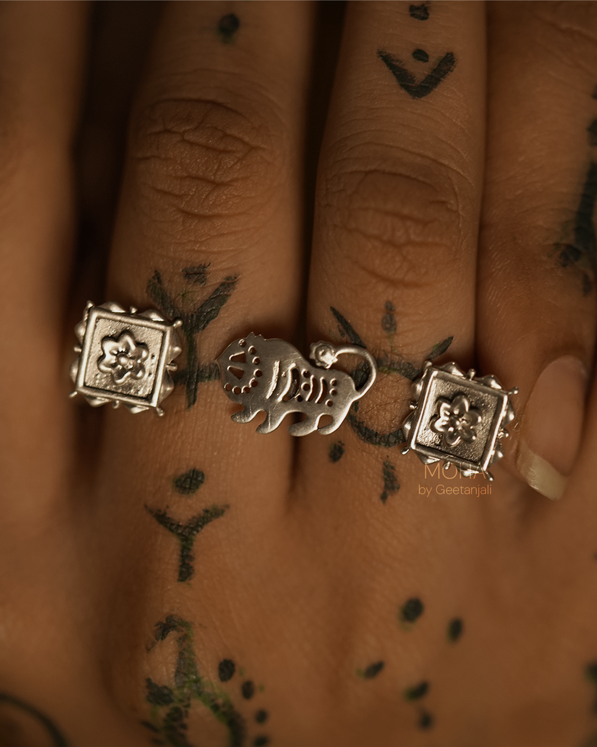 Baagh Silver Finger Ring by MOHA