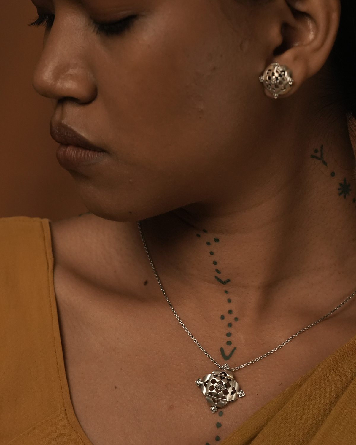 Chak Silver studs by MOHA