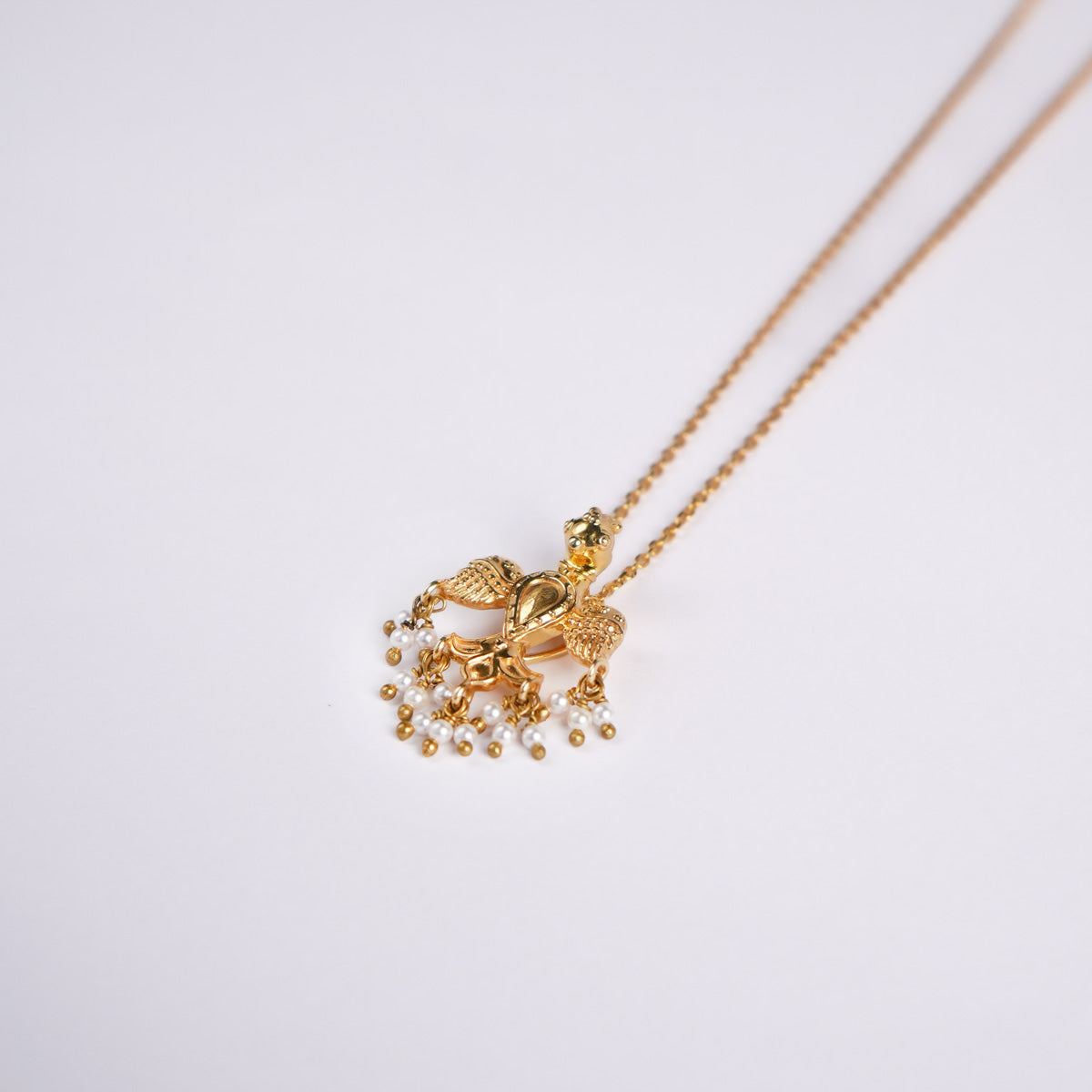 kalindi silver chain pendant by moha