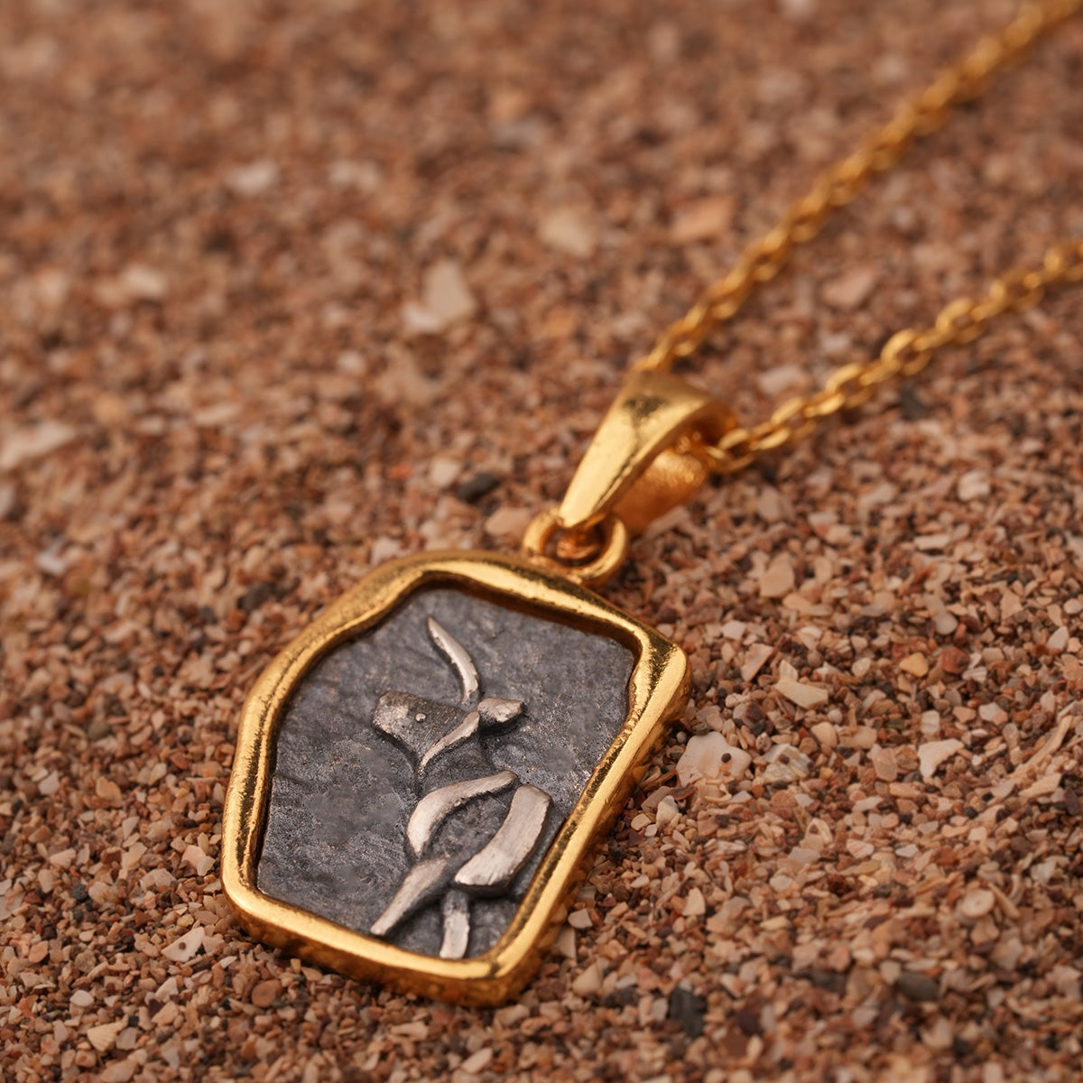 indus unicorn silver pendant with chain dual toned by moha