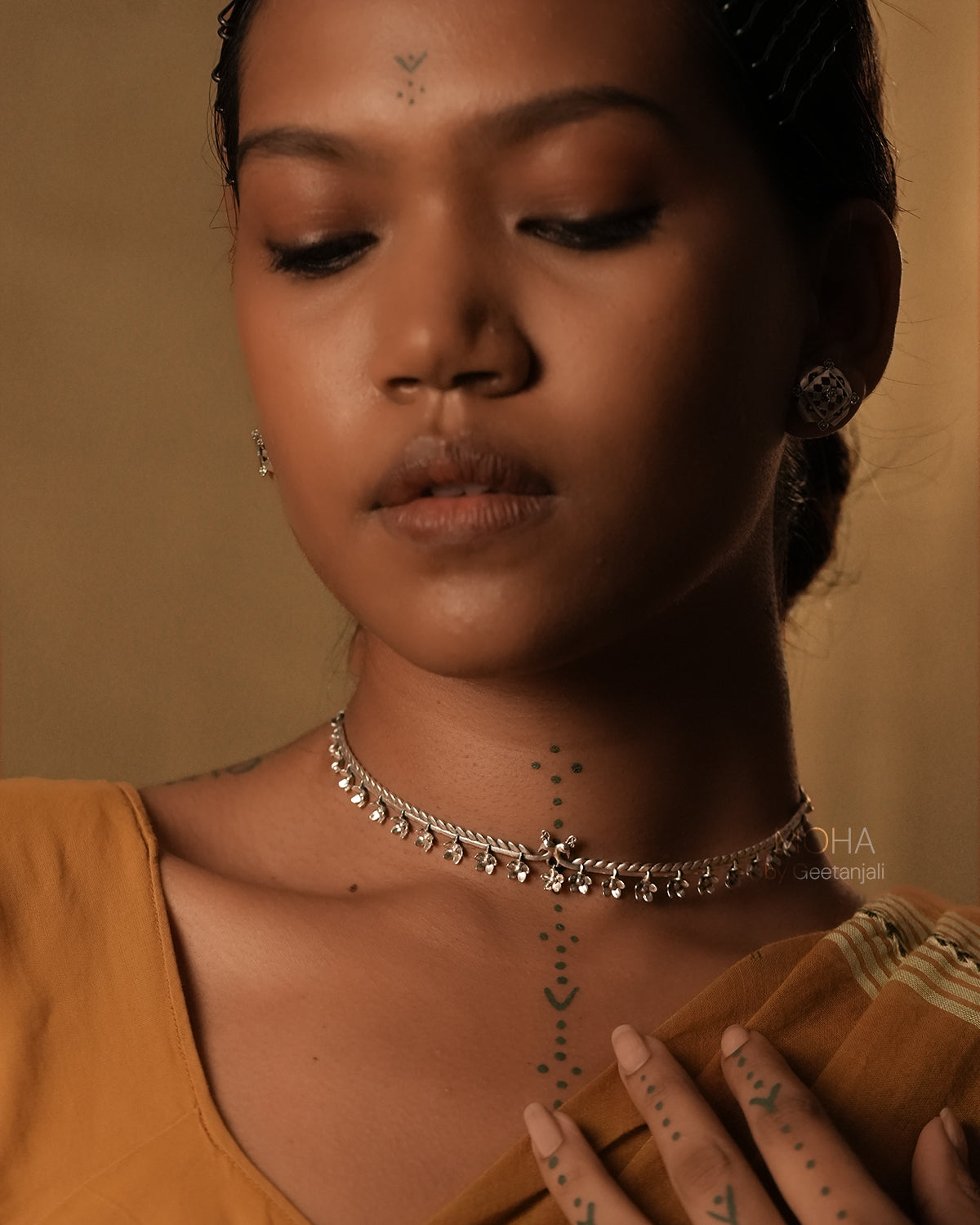 Mora Silver Choker Necklace by MOHA