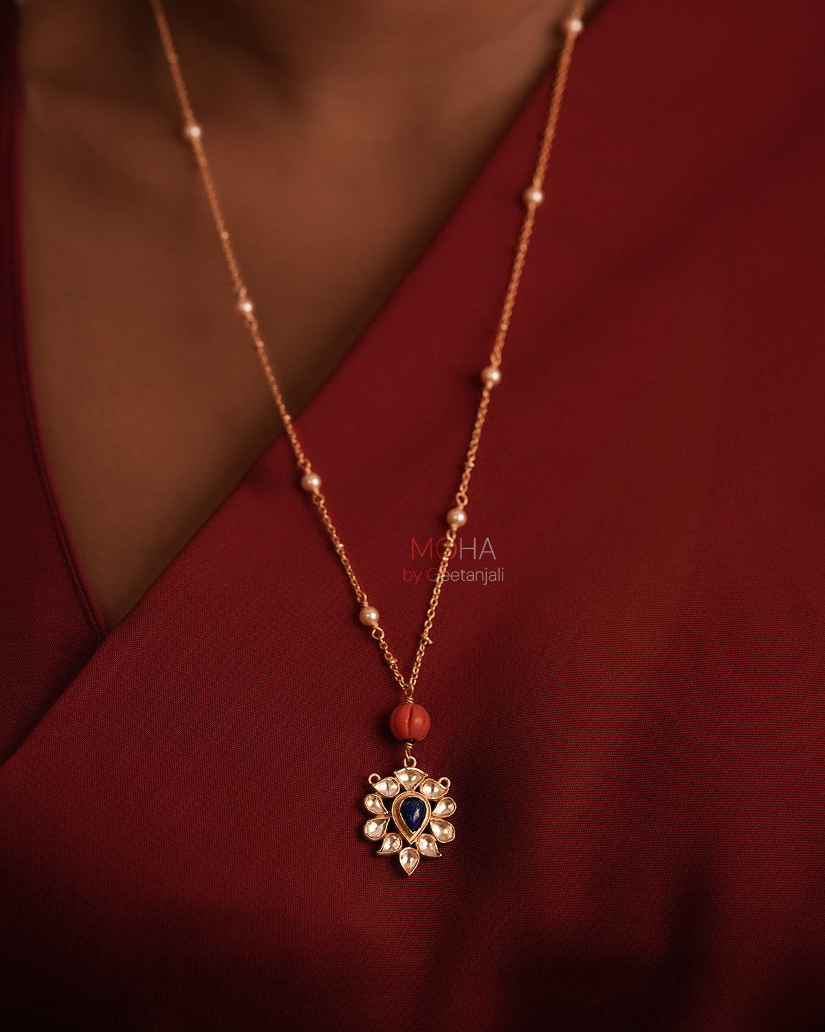 Neel Noor Silver Pendant with Chain by MOHA