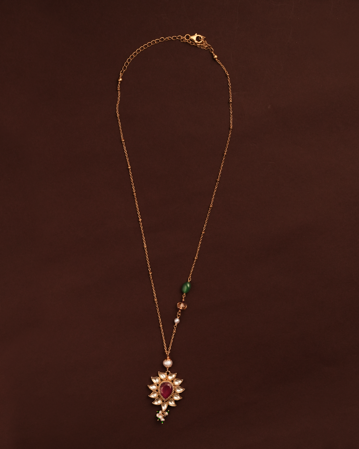 Omira Silver Pendant With Chain By Moha
