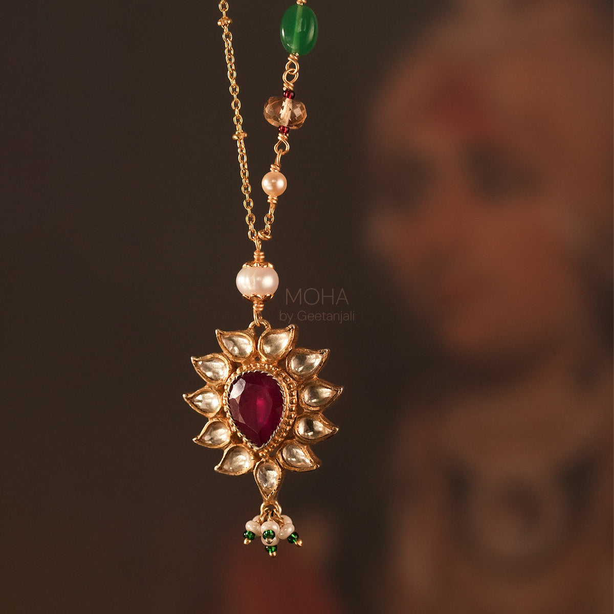 Omira Silver Pendant With Chain By Moha