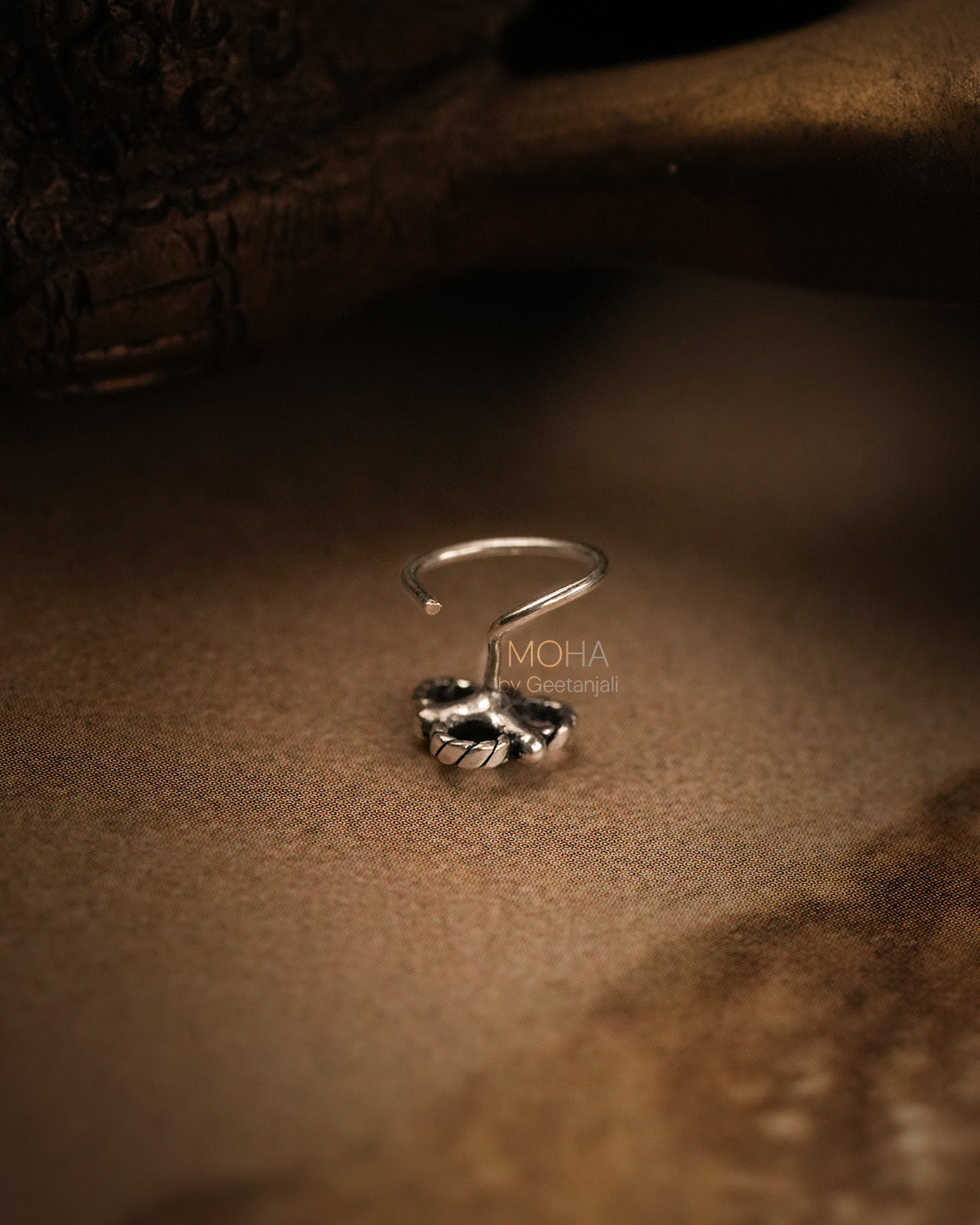 Pushp Silver Nosepin with Green Stone by MOHA