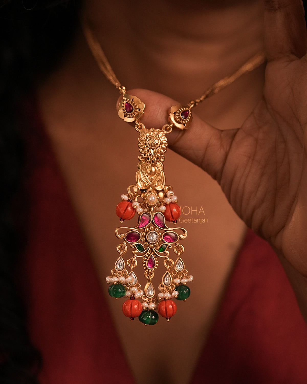 ShreevatSilverPendantwithChainbyMOHA