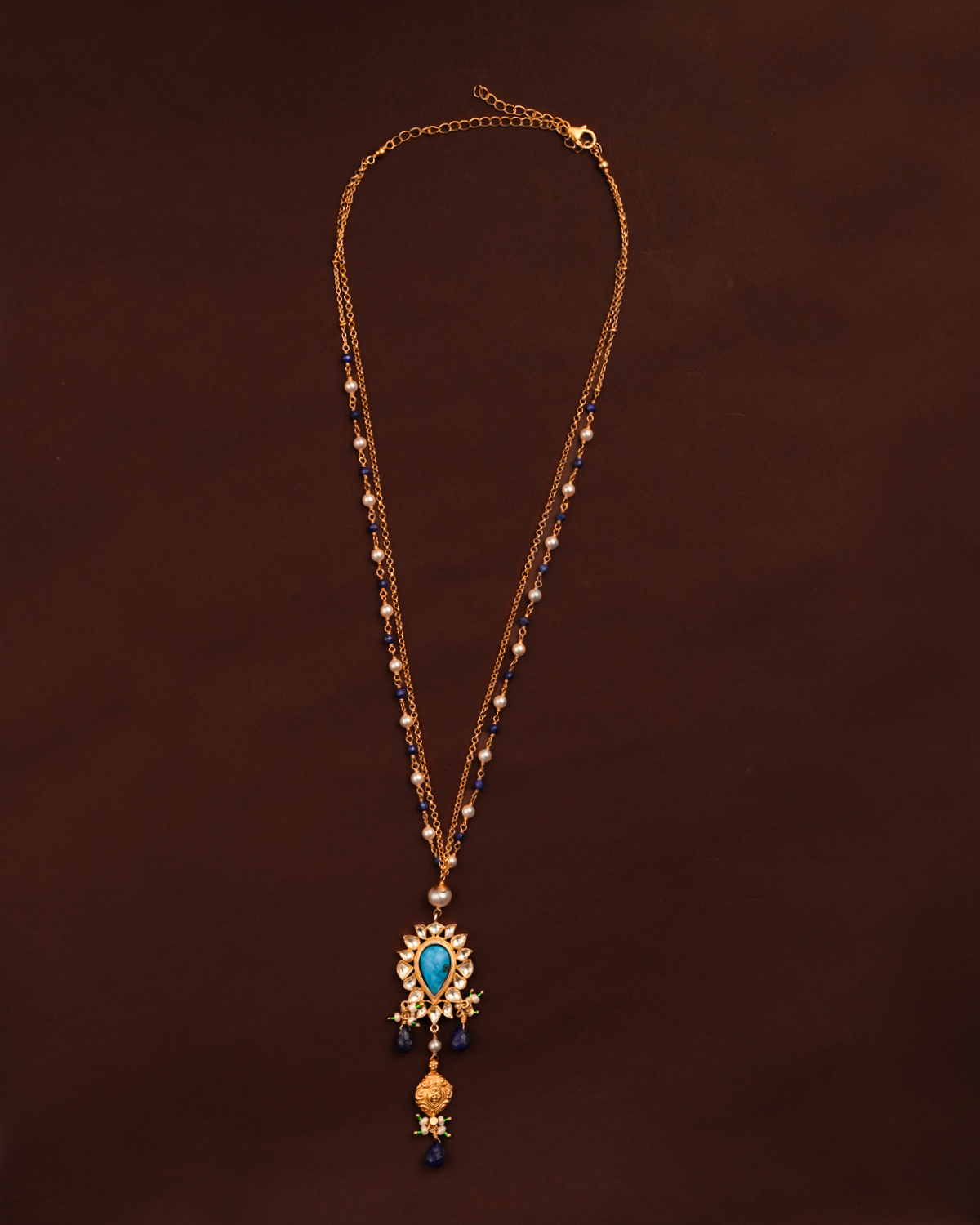 Shrinaya Silver Pendant with Chain by MOHA