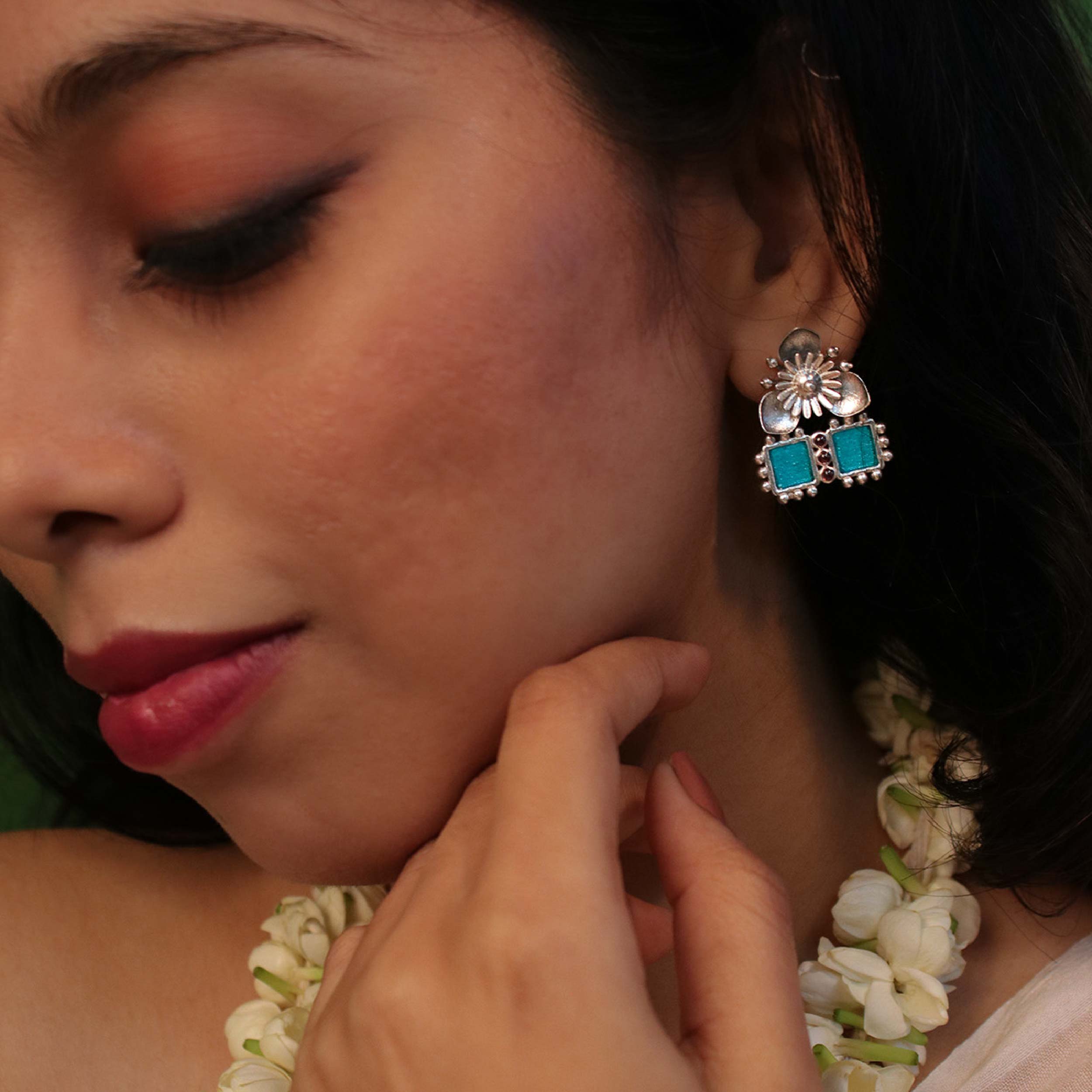 triloki firozi silver earrings