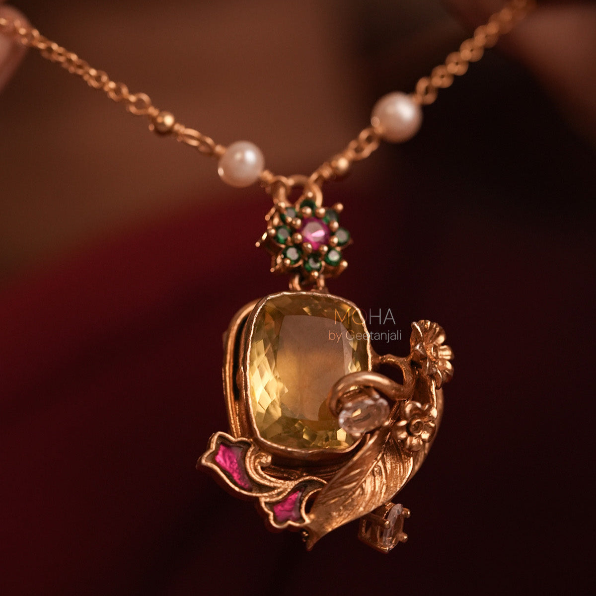 Vinisha Silver Pendant with Chain by MOHA