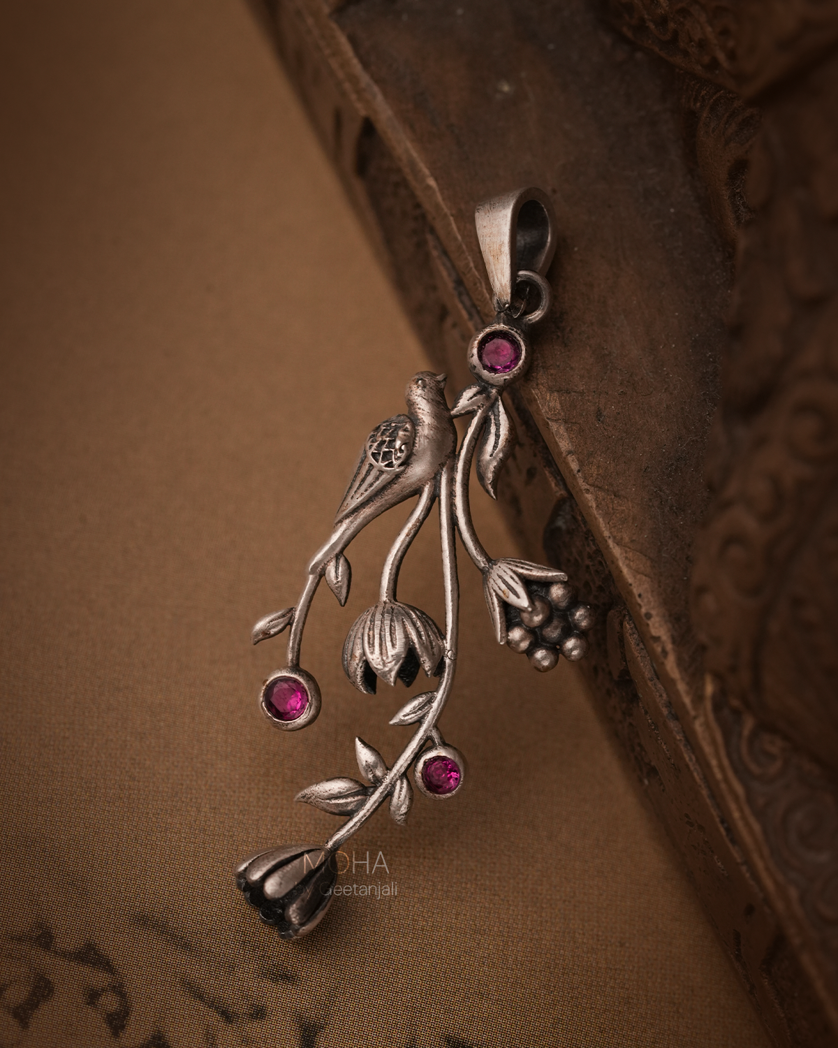 William Morris - Strawberry Thief Vertical Silver Pendant by Moha (Only Pendant)