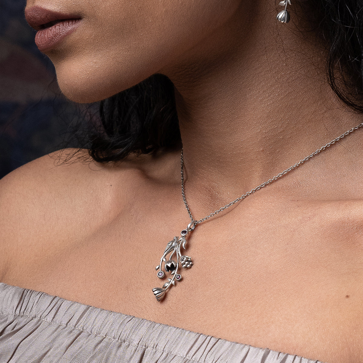 William Morris - Strawberry Thief Vertical Silver Pendant by Moha (Only Pendant)