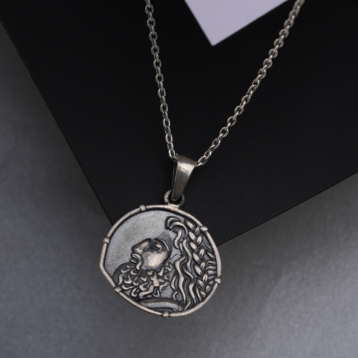 zeus silver pendant with chain by moha