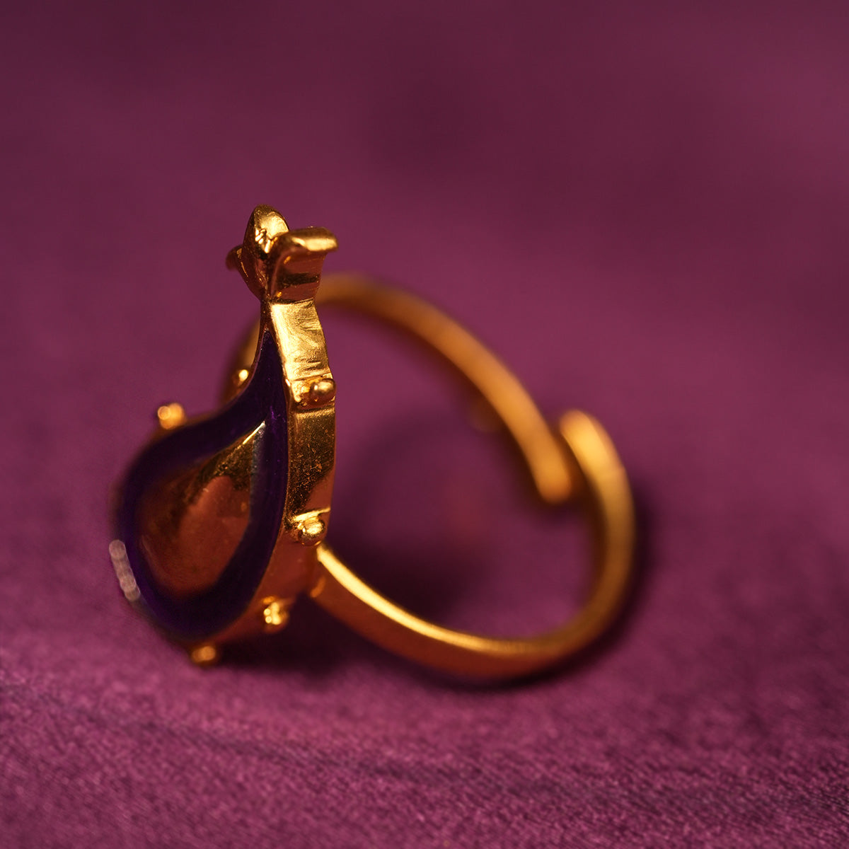 delicate paisley silver finger ring by moha