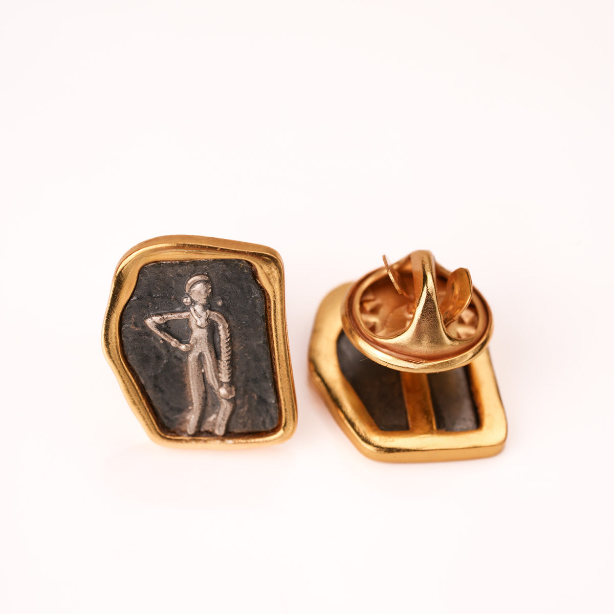 naari silver brooch pin by moha