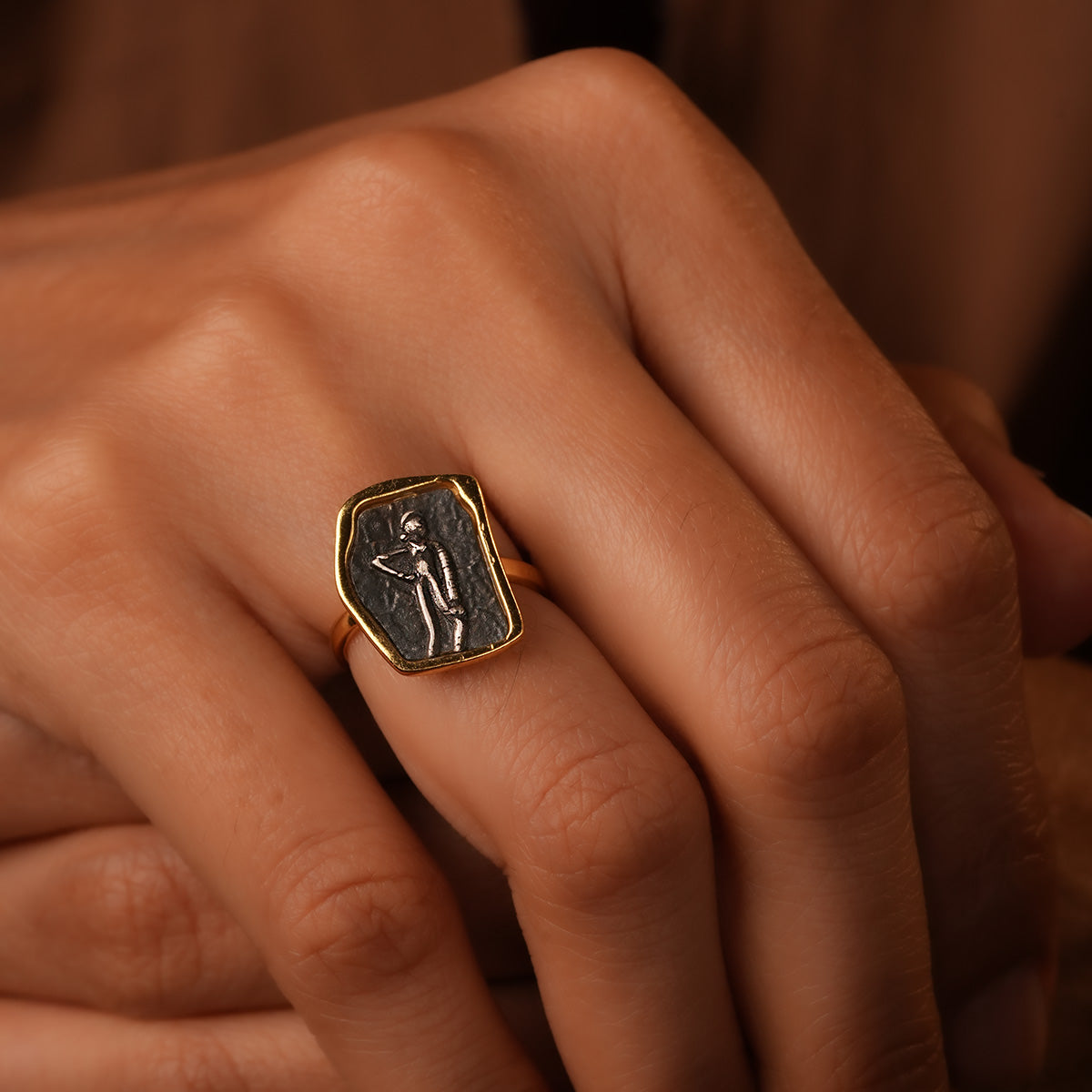 naari silver finger ring by moha