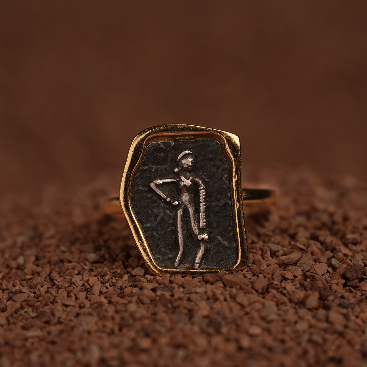 naari silver finger ring by moha