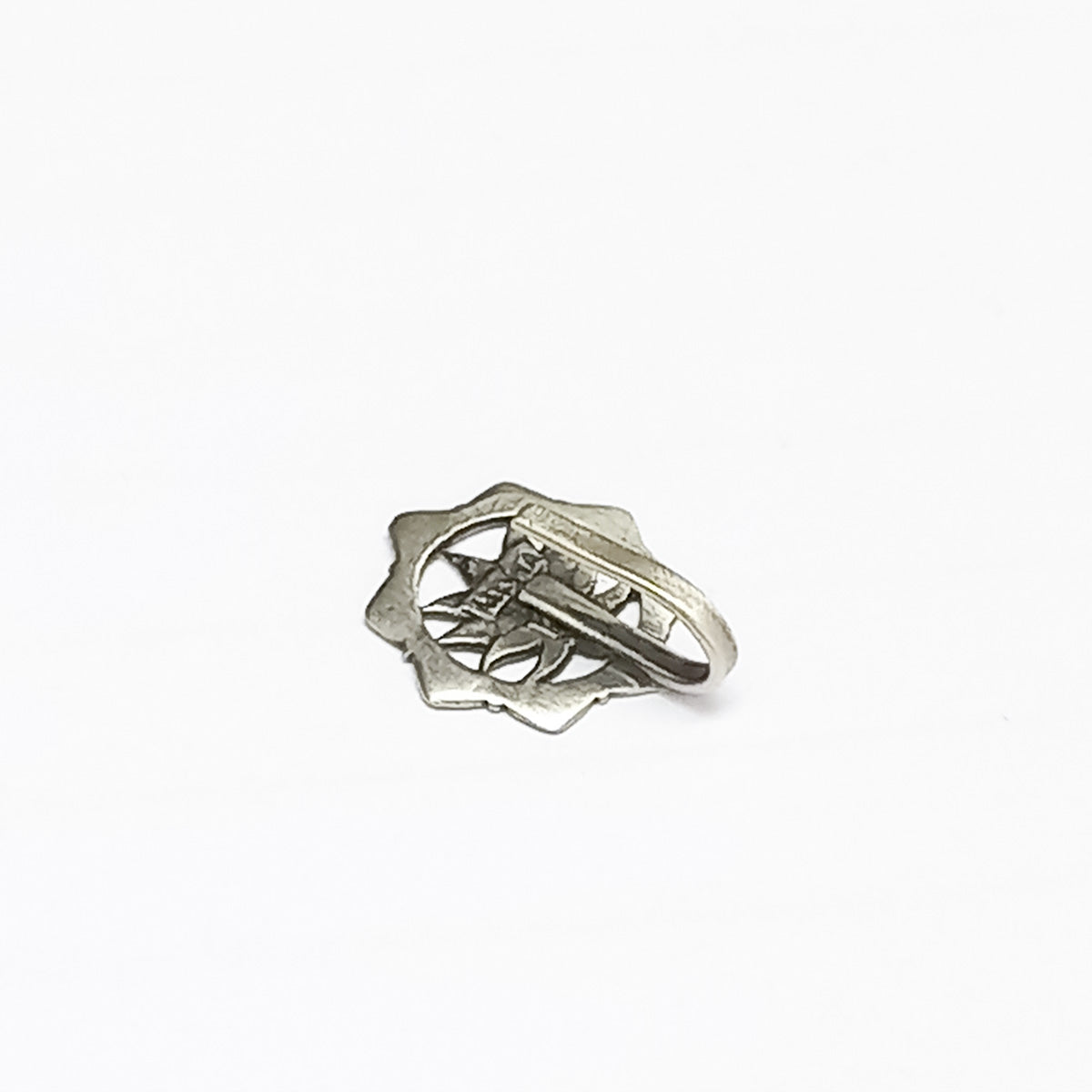 shreeja silver nosepin clipon