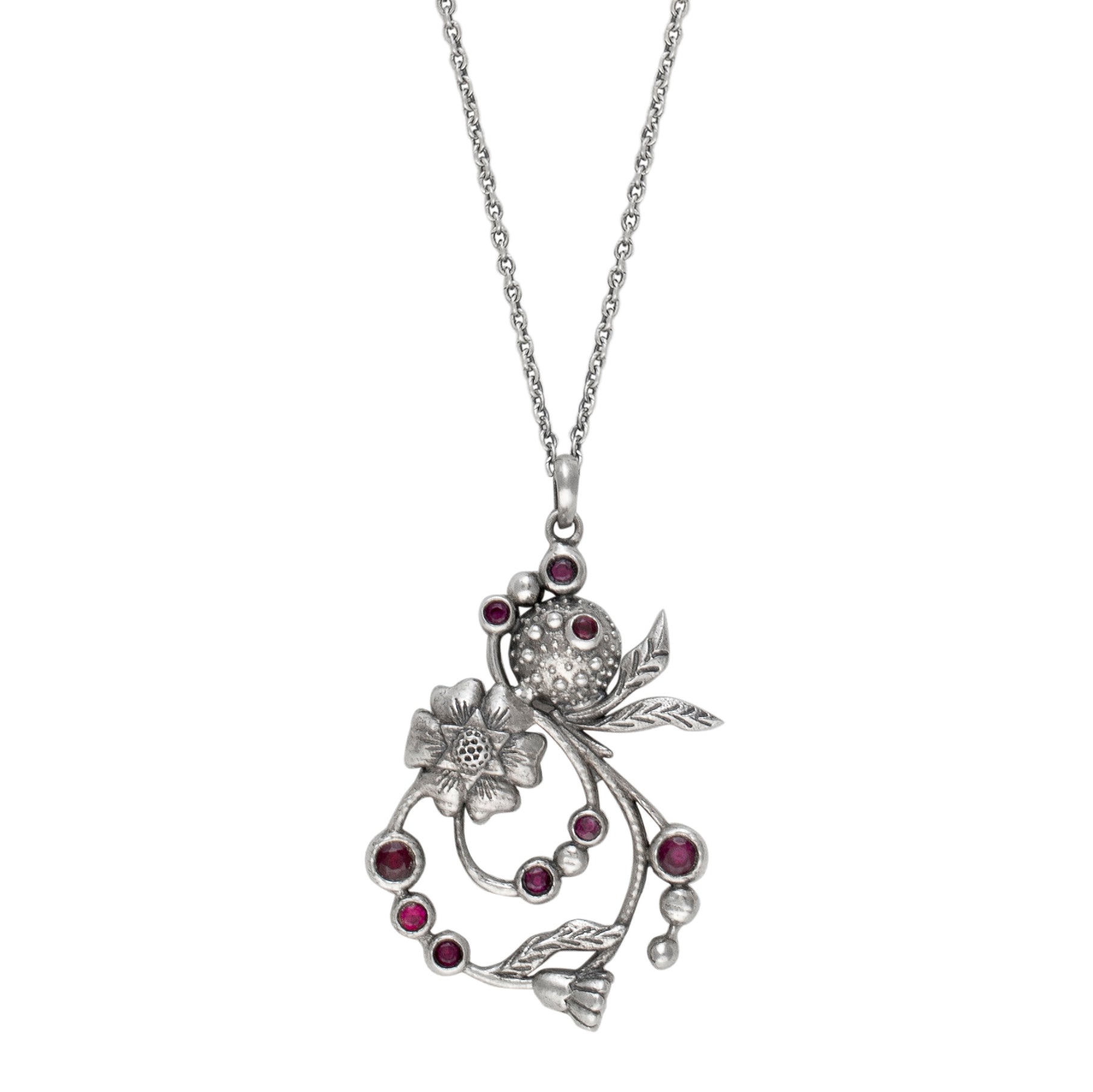 William Morris - Blossom Silver Circle Pendent With Chain by Moha