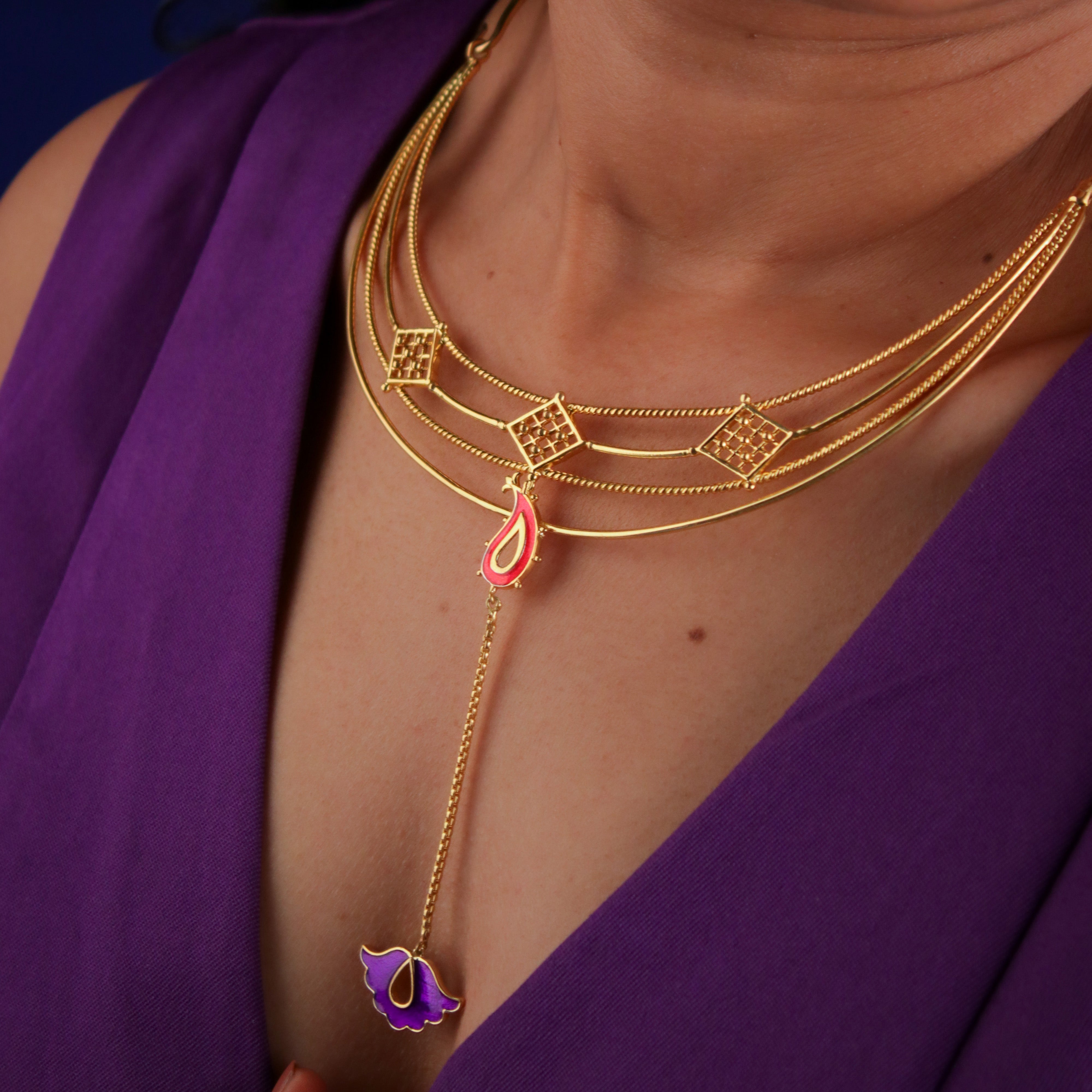 paisley silver hasli by moha