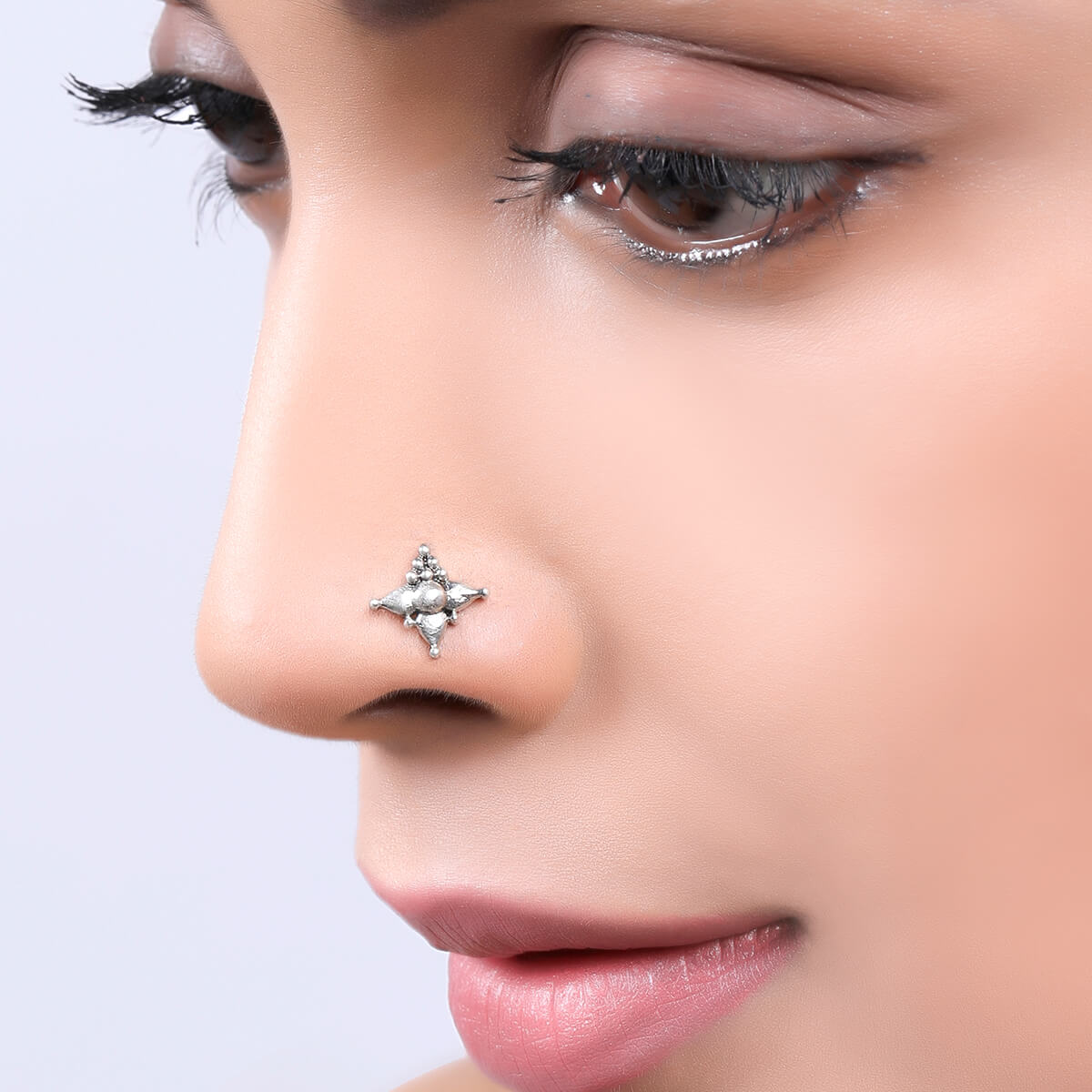 triya sliver nosepin piercing by moha