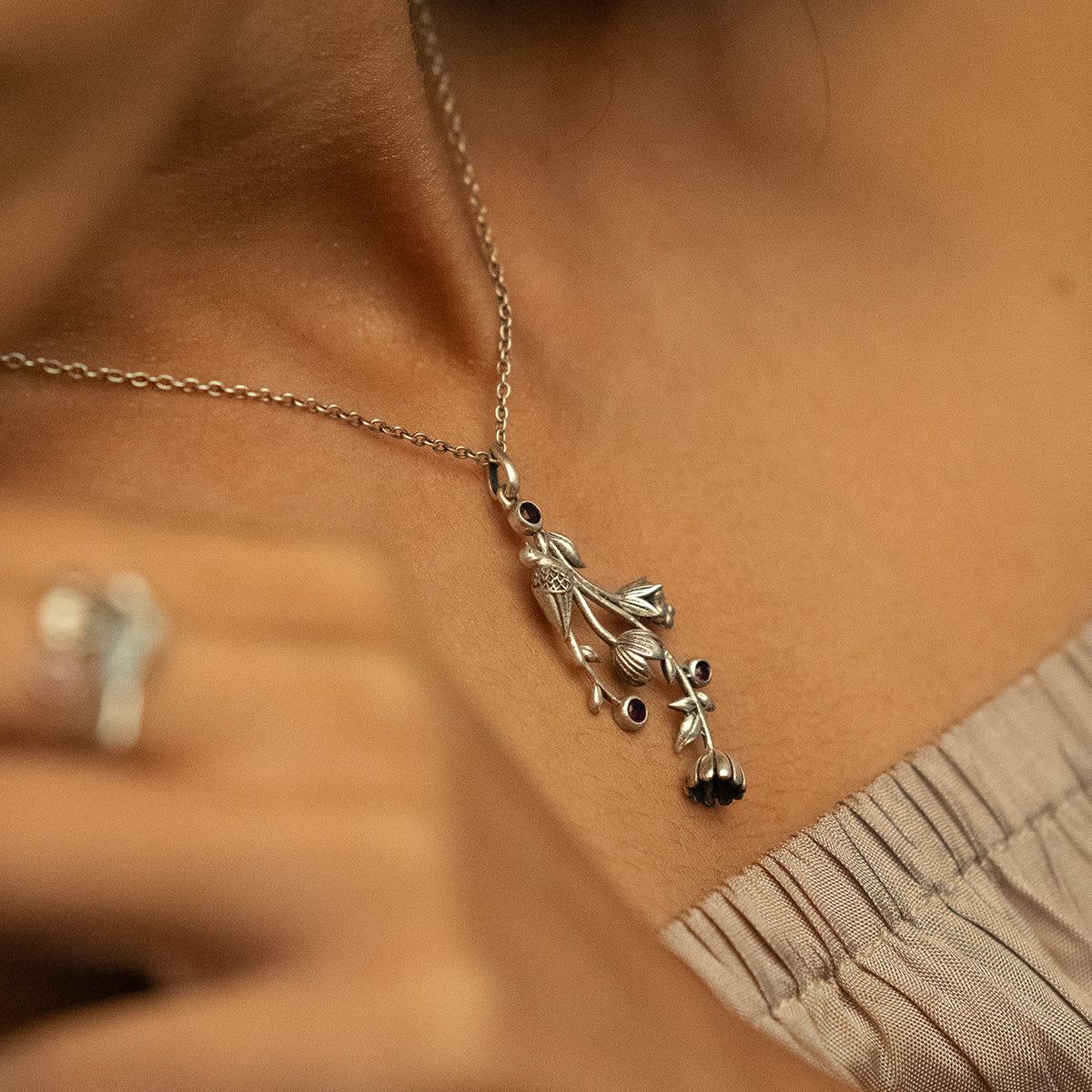 william morris strawberry thief vertical silver pendant by moha