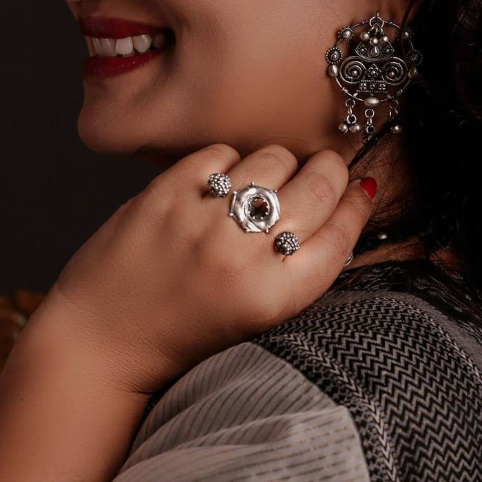 cosmos balance silver finger ring by moha