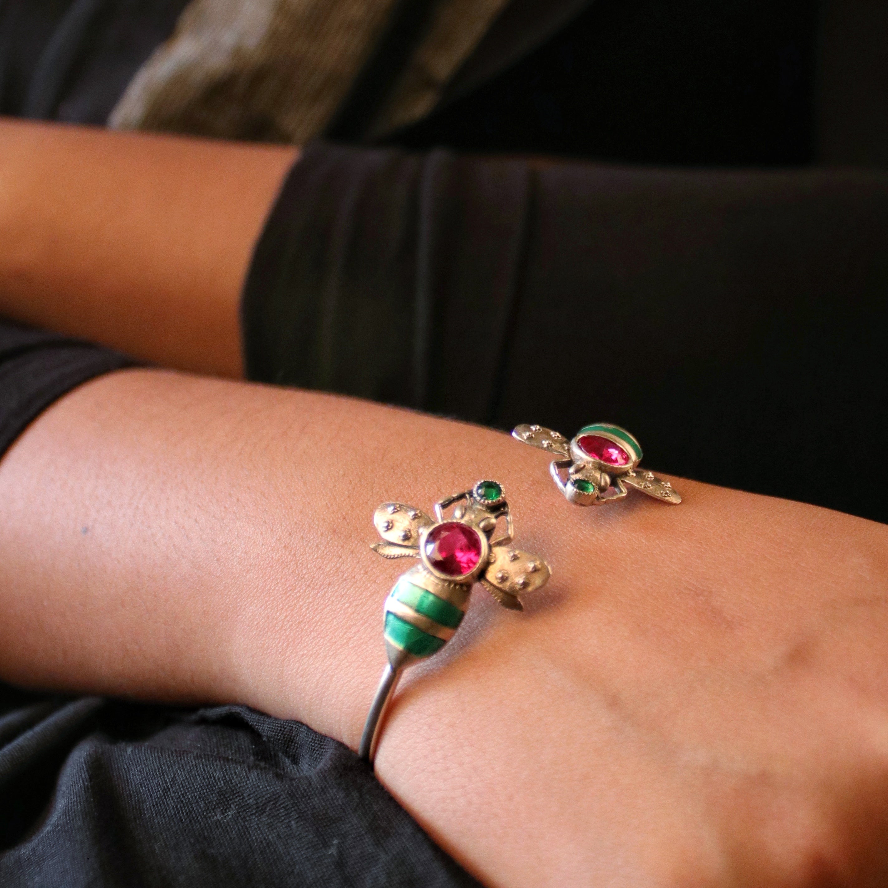 madhu flexible pipe bracelet by moha