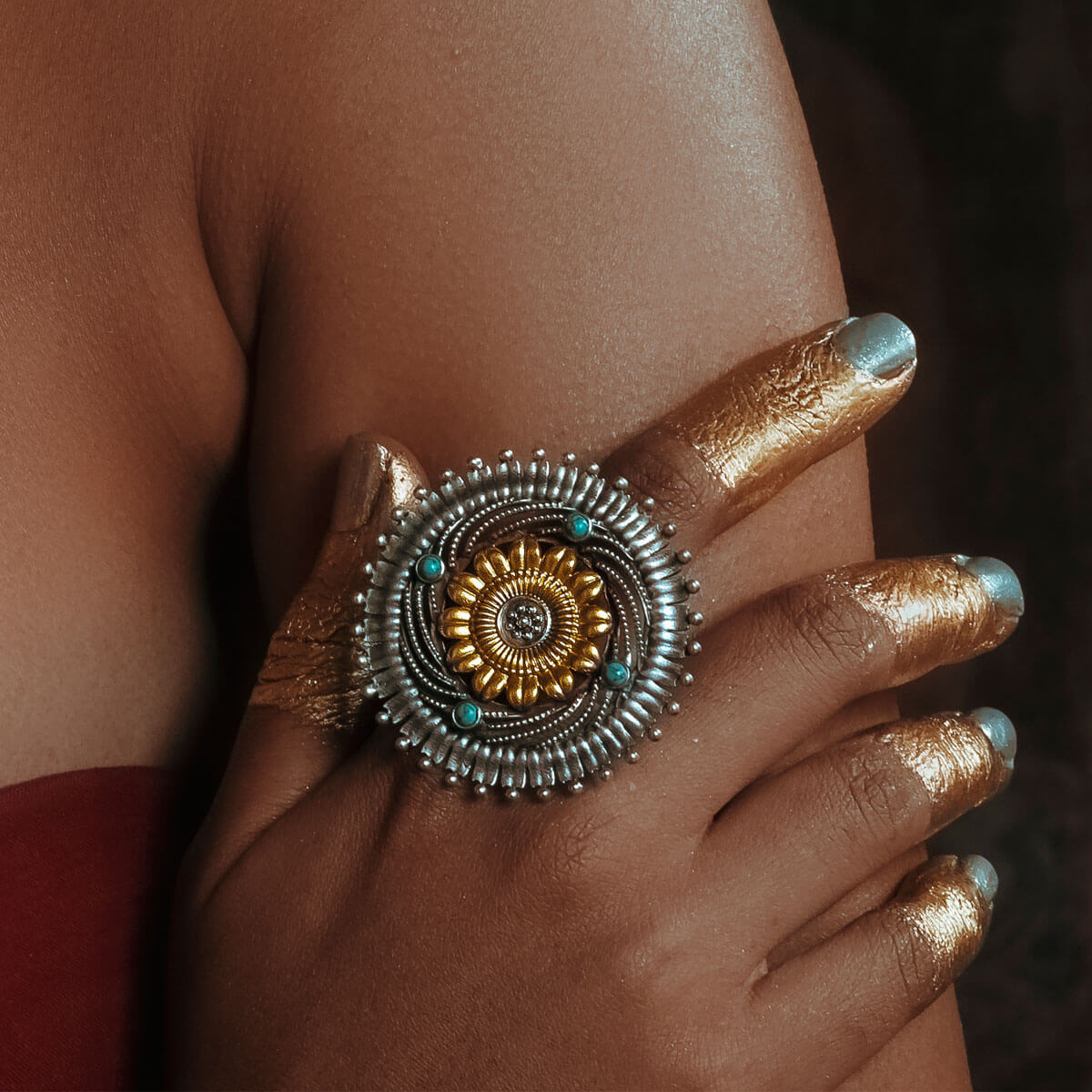 tejo valaya silver finger ring