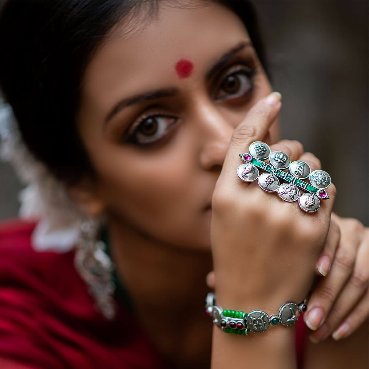 the throne silver ring by moha