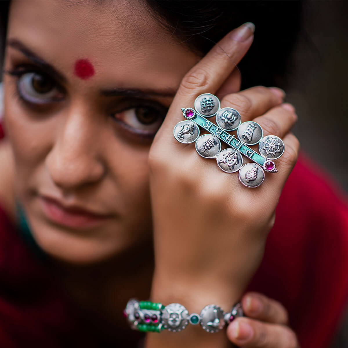 the throne silver ring by moha