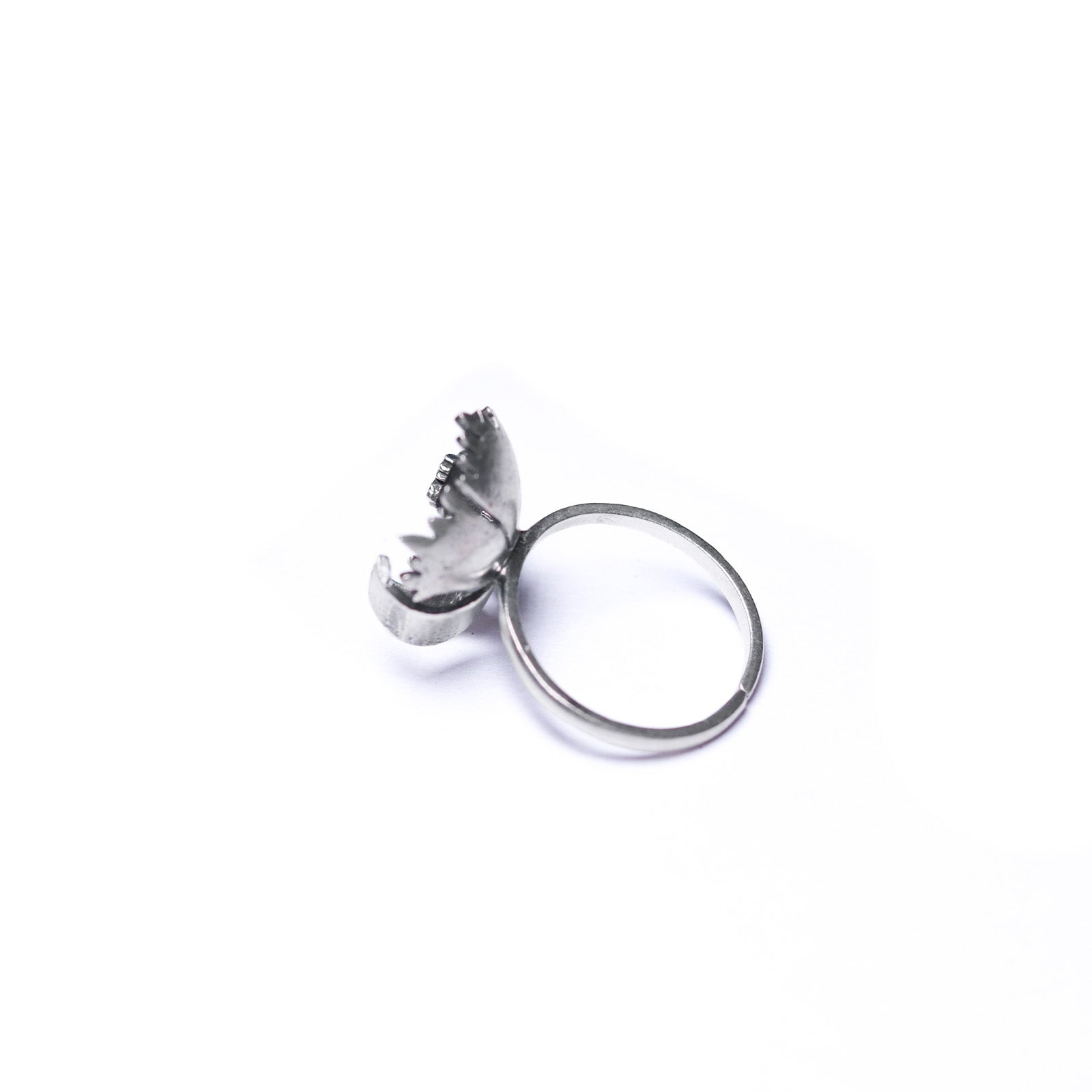 william morris compton flower finger ring by moha