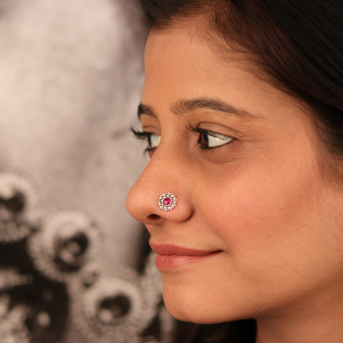 Choosing nose rings to suit your face types