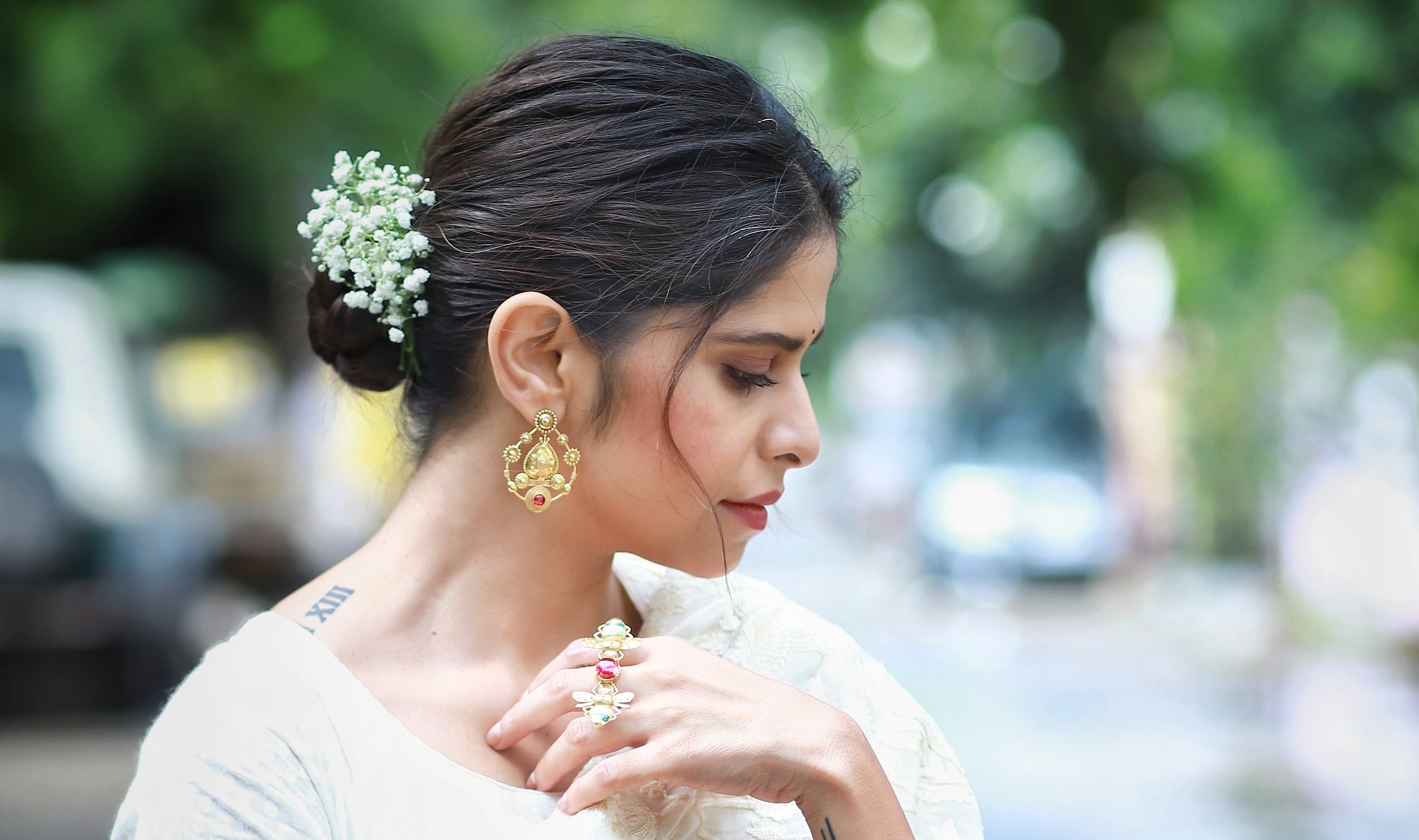 How to Choose Earrings According to Face Shape?