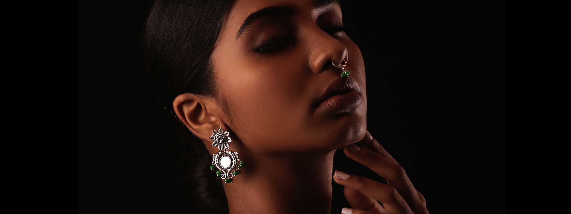 How To Choose Ideal Earrings For Your Face Shape? – Outhouse Jewellery