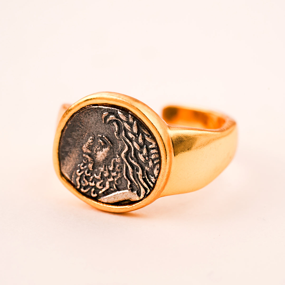 Zeus Silver Finger Ring by MOHA