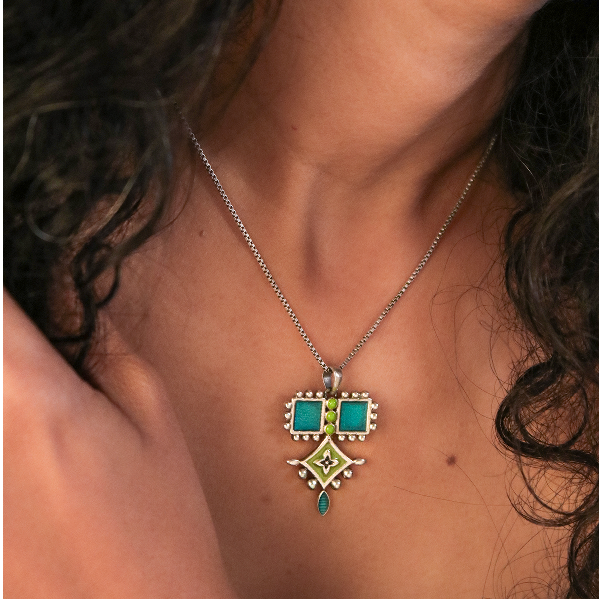 aakriti silver chain pendant by moha