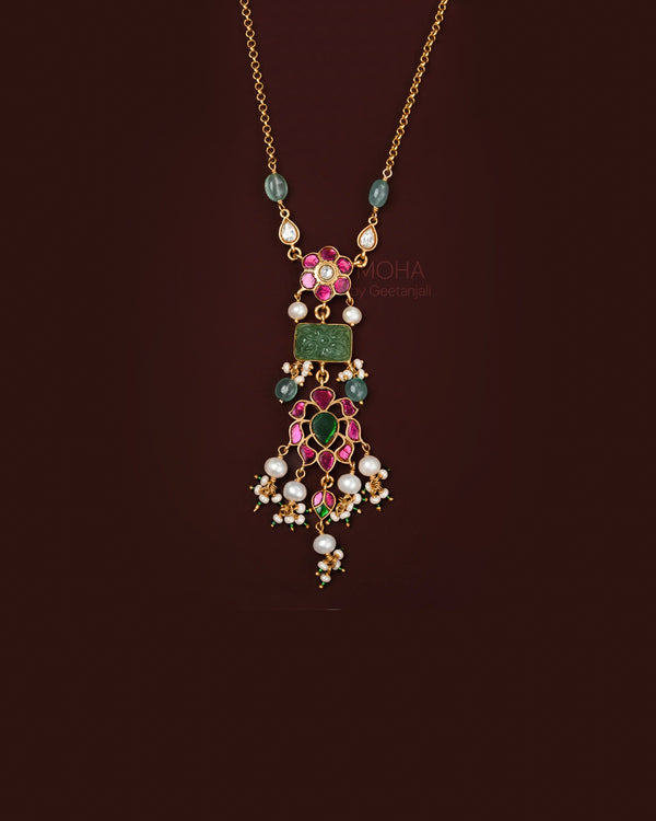 Anvi Silver Pendant with Chain by MOHA