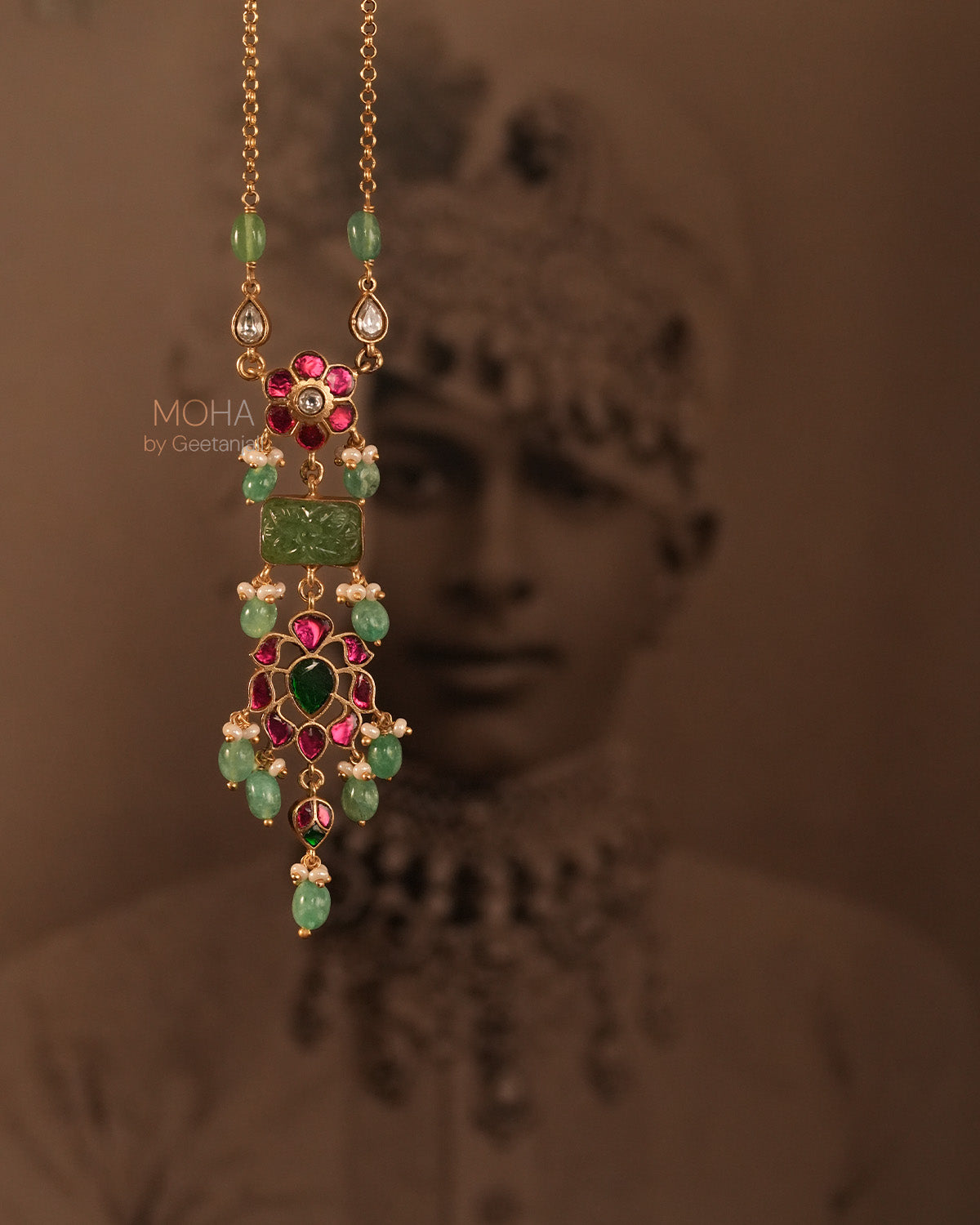 Avaya Silver Pendant with Chain by MOHA