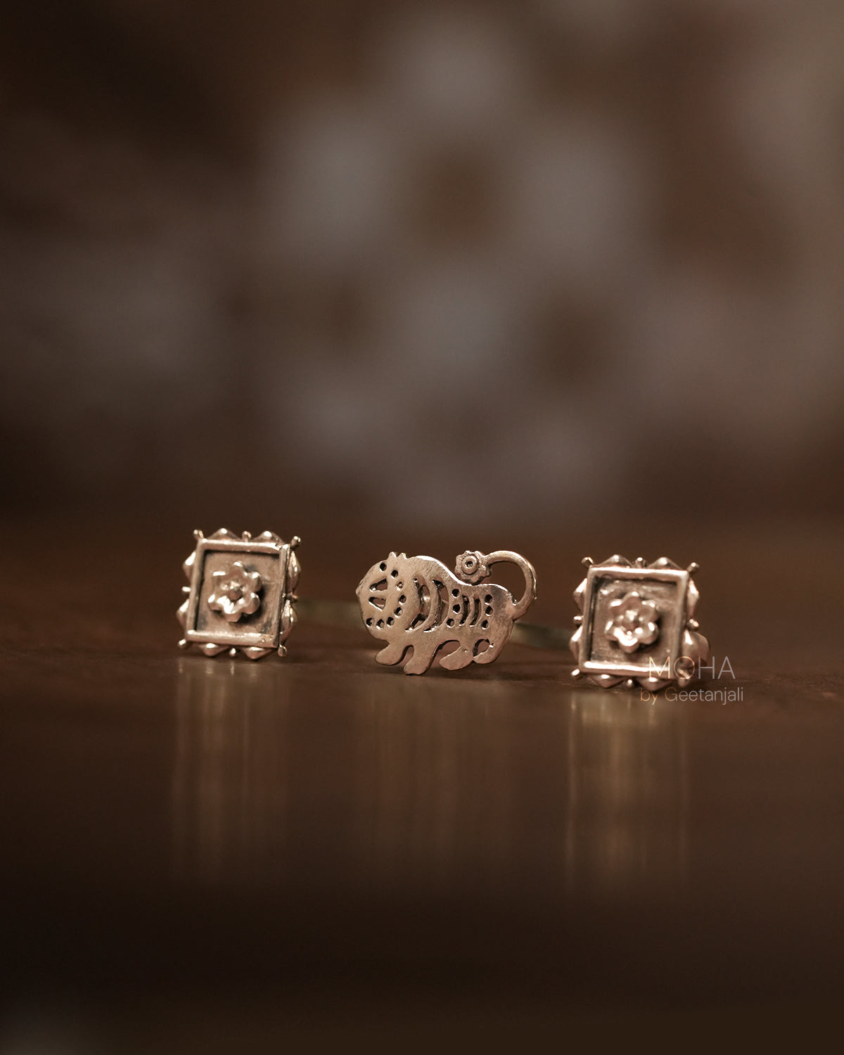 Baagh Silver Finger Ring by MOHA