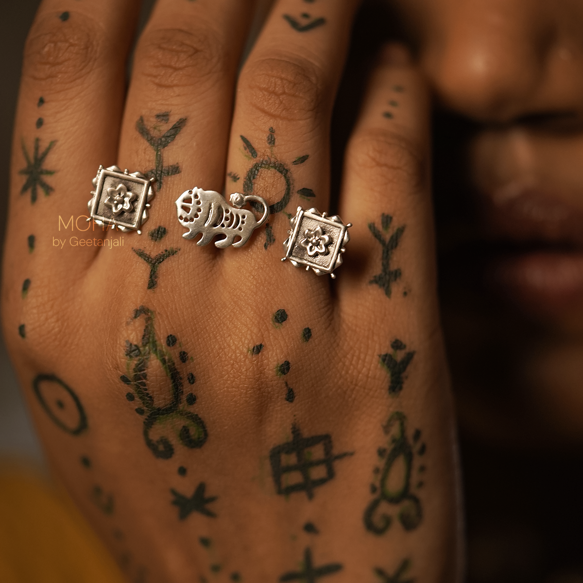 Baagh Silver Finger Ring by MOHA