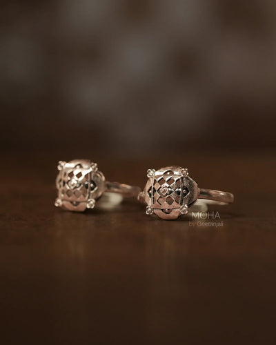 Chak Silver Toe ring by MOHA