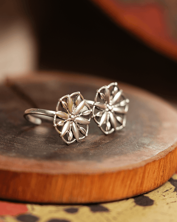 Chakra Silver Toe ring by MOHA