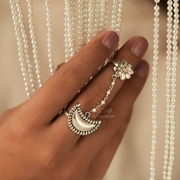 Chandrakor Silver Finger Ring by MOHA