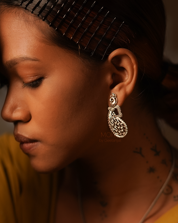 Futari Silver Stud Earrings by MOHA
