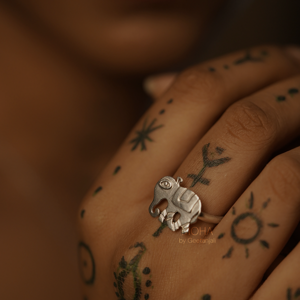 Gaja Silver Finger Ring by MOHA