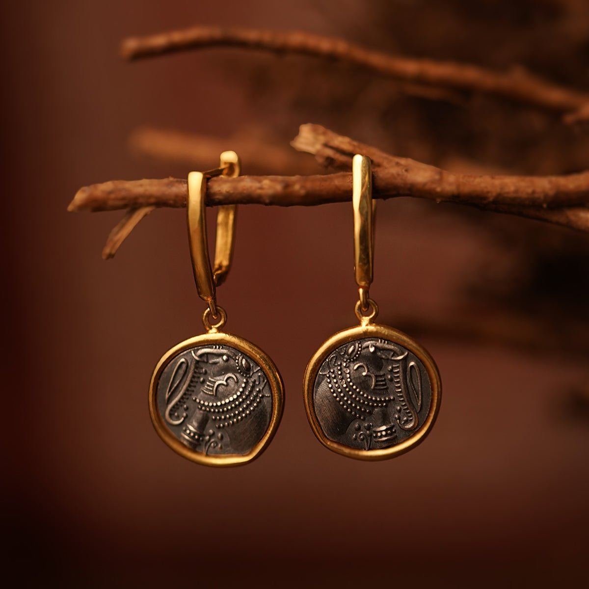 gajapati silver earring dual toned by moha