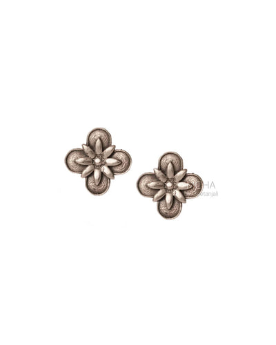 Kaner Silver Stud Earrings by MOHA